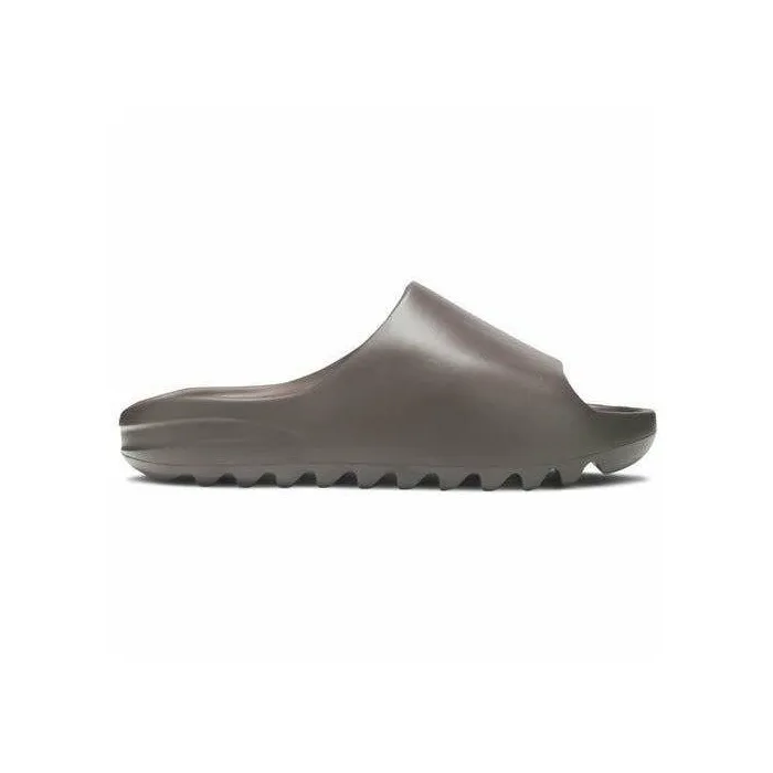 ADIDAS YEEZY SLIDE SOOT