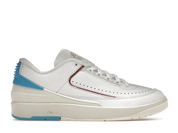 AIR JORDAN 2 RETRO LOW NC TO CHICAGO