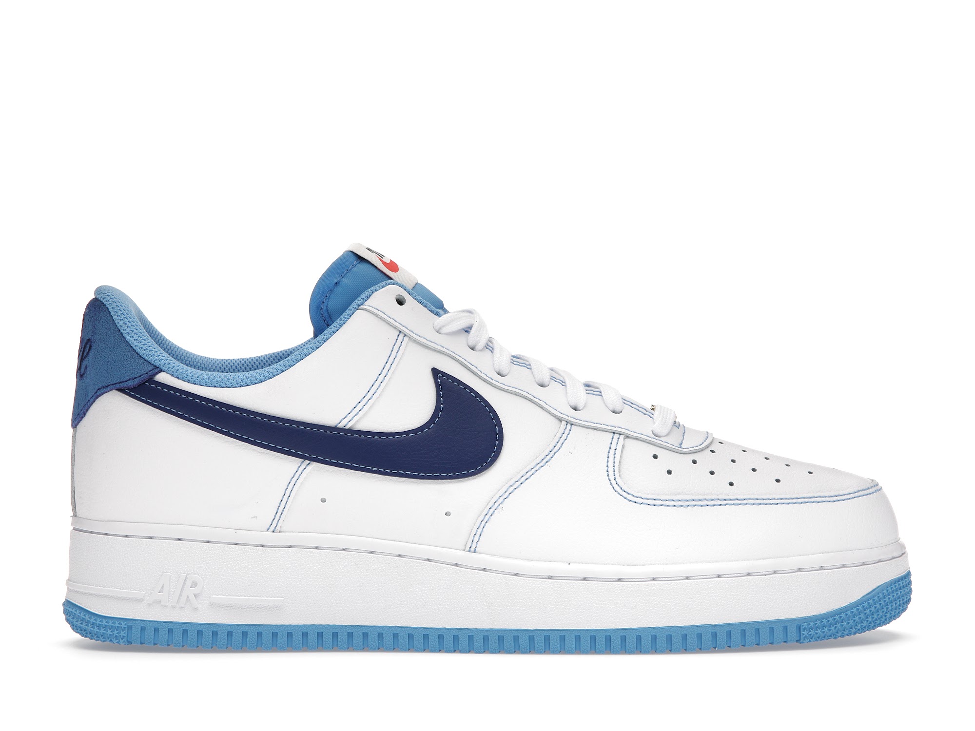 AIRFORCE 1 LOW FIRST USE UNIVERSITY BLUE