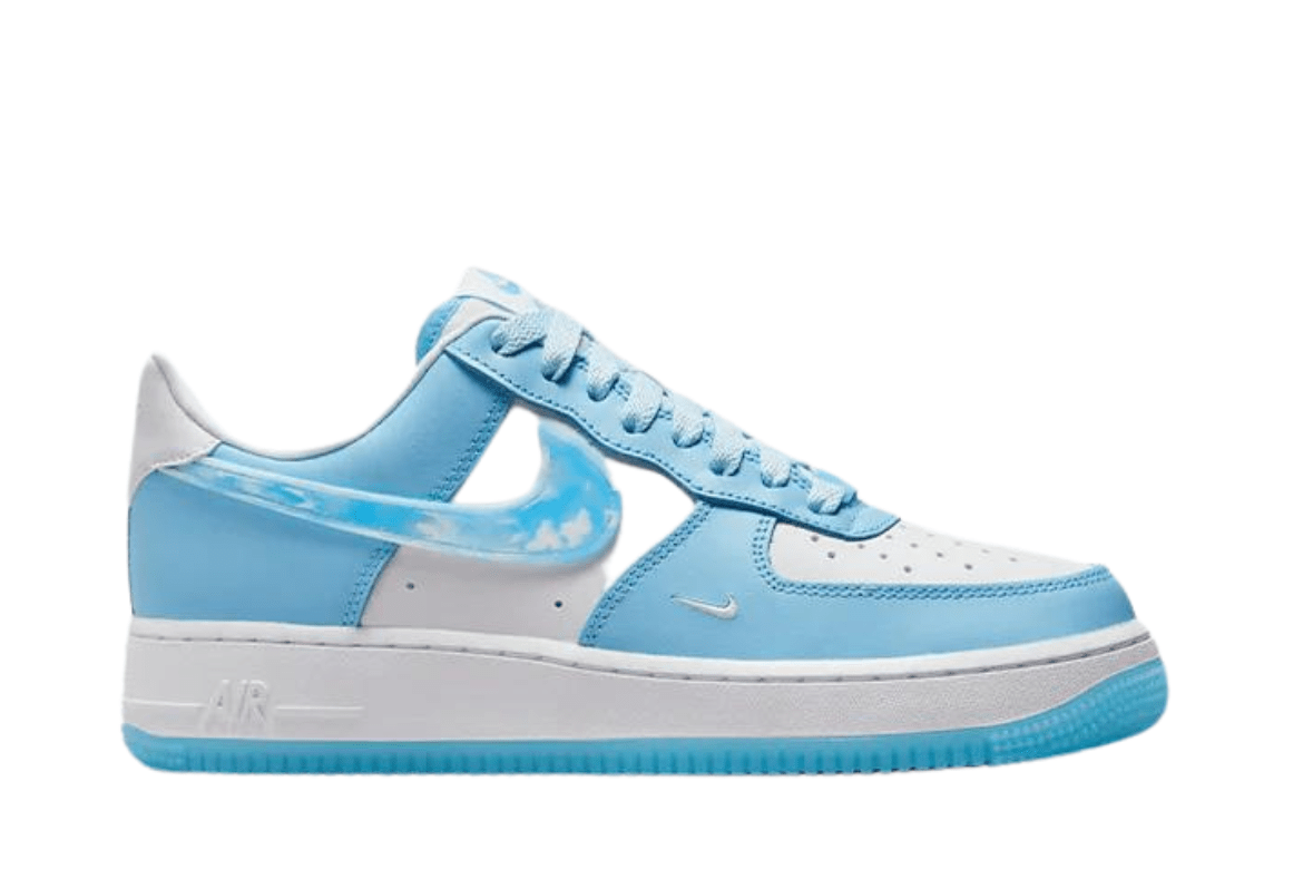 AIRFORCE 1 NAIL ART WHITE BLUE